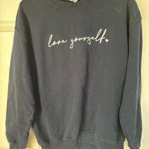 Gildan cotton blend Navy Sweatshirt with white print